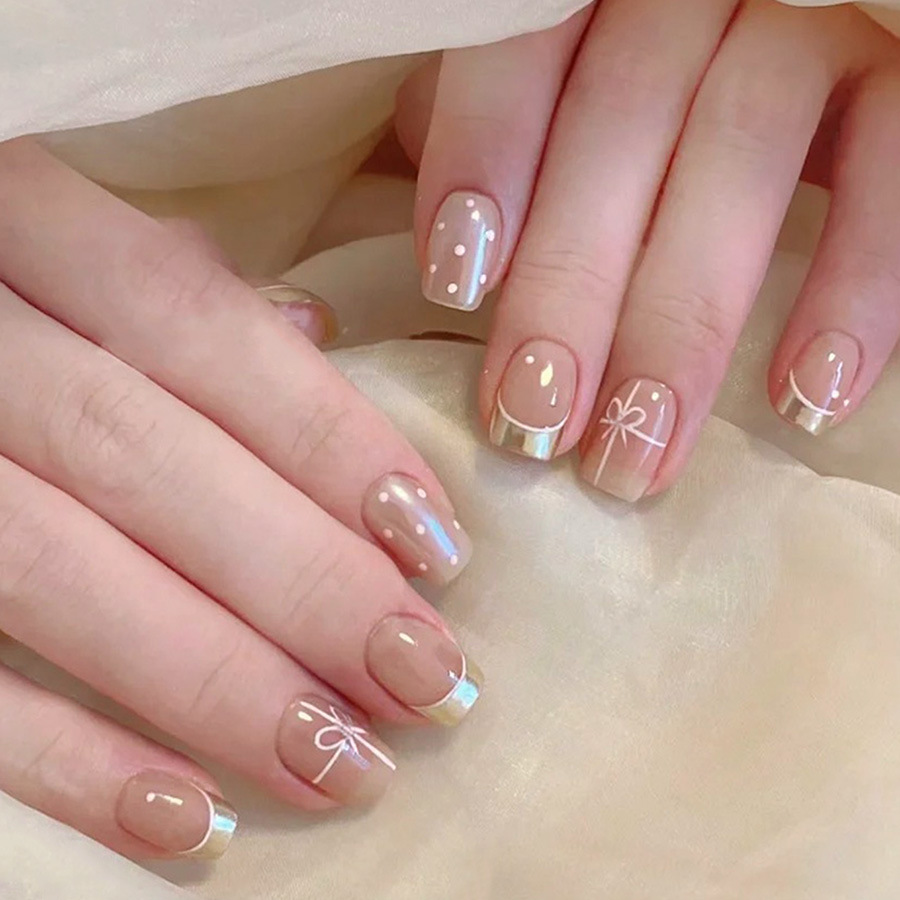 Nail Art France - Faux ongles carrés courts pour femmes