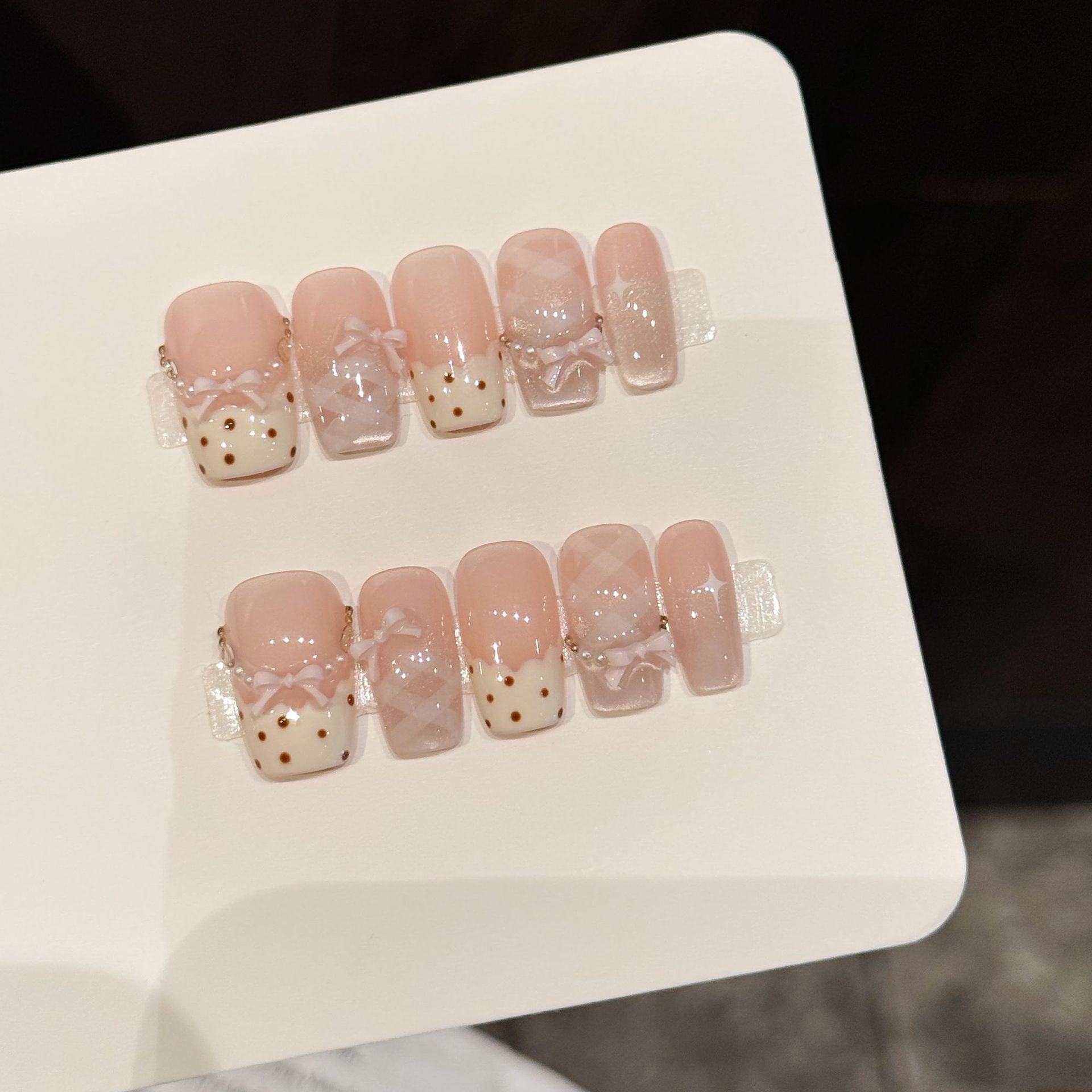 Nail Adhesive Tab - 10 pièces de luxe à la