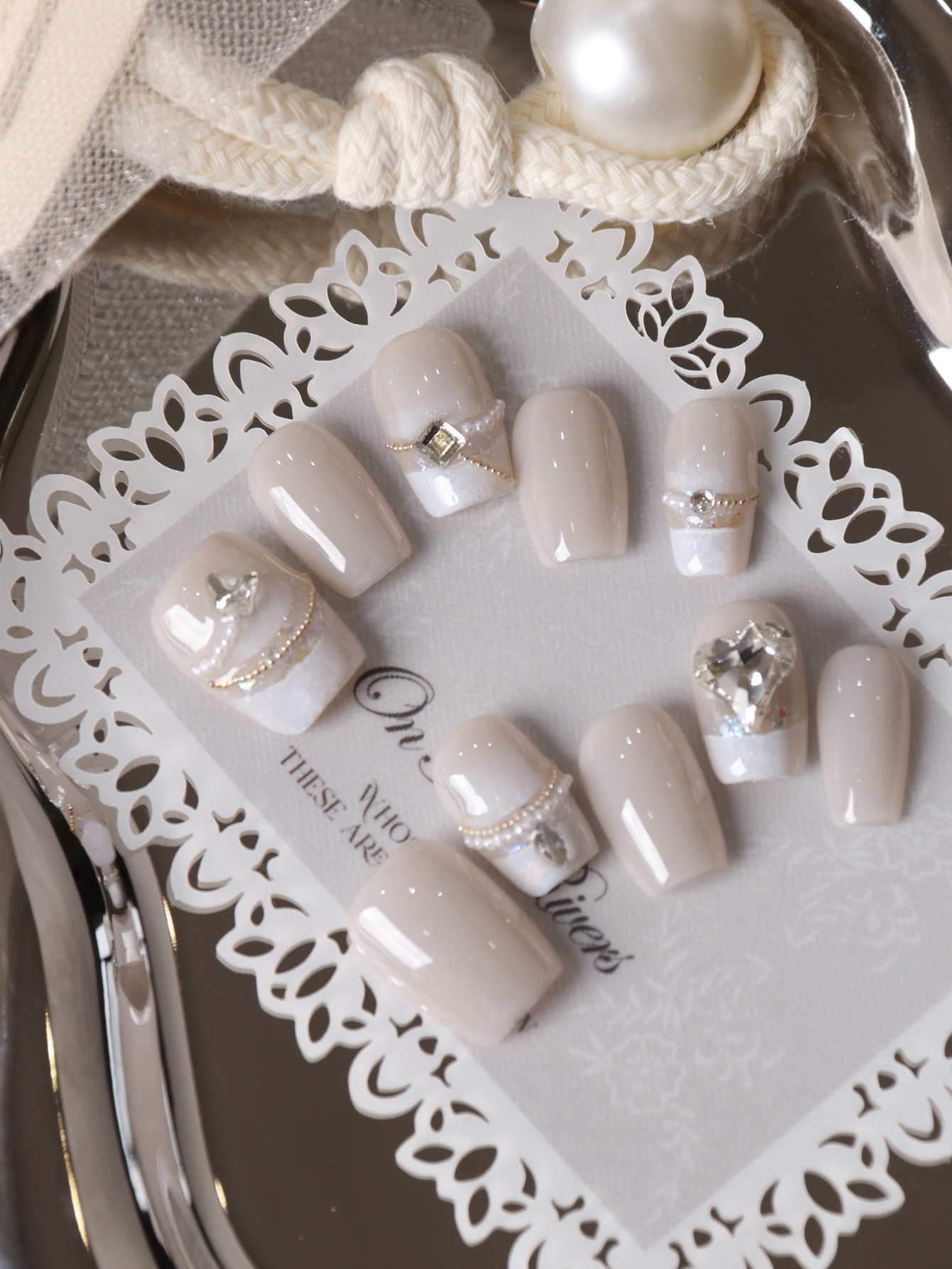 10 faux ongles courts blancs à - Nail Adhesive Tab avis et prix
