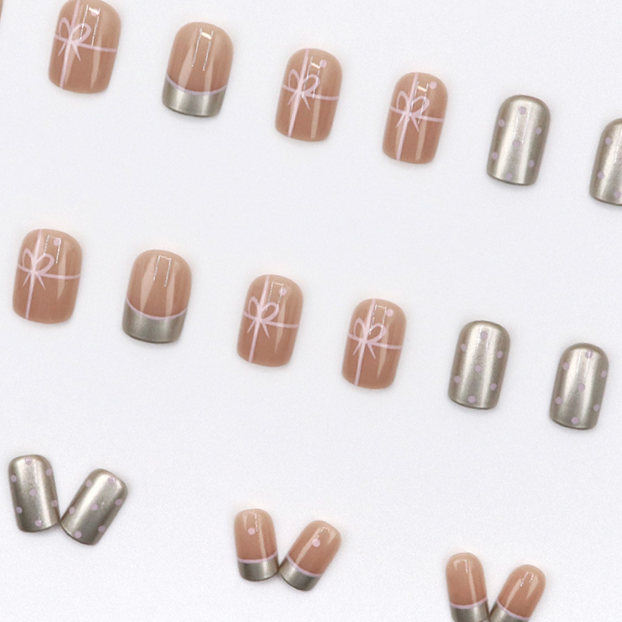 Faux ongles carrés courts pour - Nail Art France avis et prix