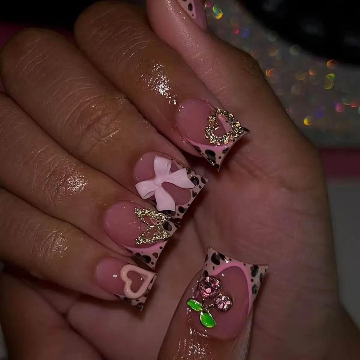 24 faux ongles courts à presse - Nail Art France avis et prix